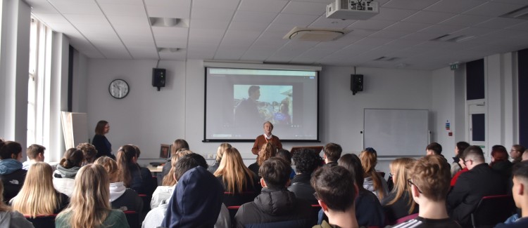 Holocaust survivor shares his life story with history students